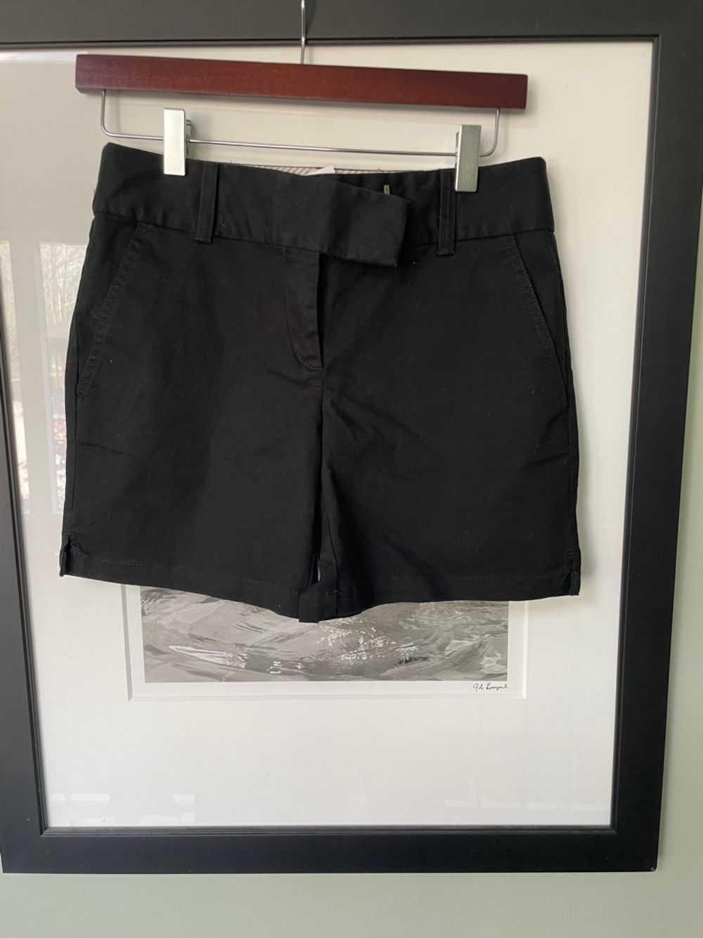NWT Ann Taylor Loft- LOFT Black Mid-Rise Belted Cotton Shorts- sz 0- inseam 6”